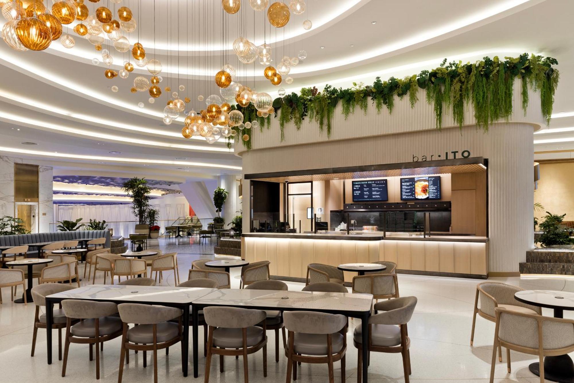 Fontainebleau Las Vegas Exterior photo The new lounge at Changi Airport