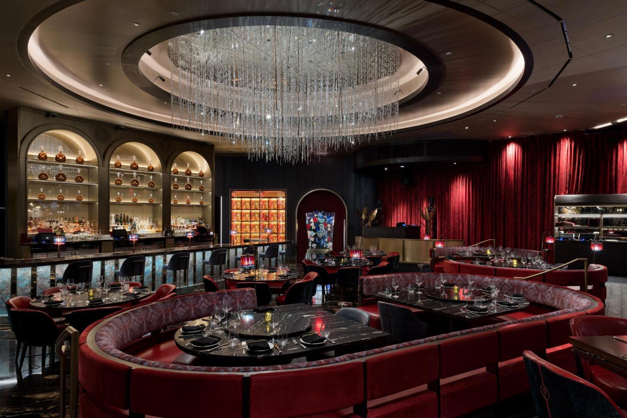Fontainebleau Las Vegas Exterior photo Interior of the restaurant