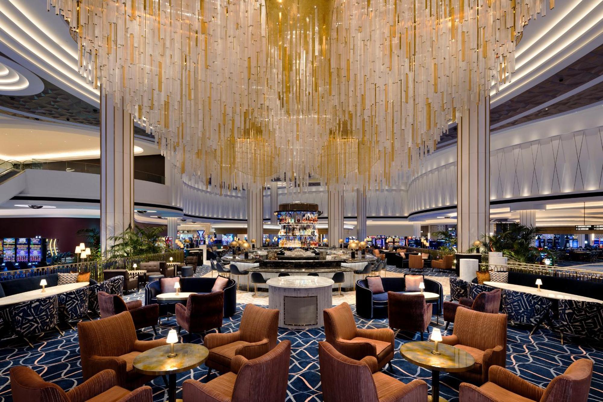 Fontainebleau Las Vegas Exterior photo The lobby of the hotel