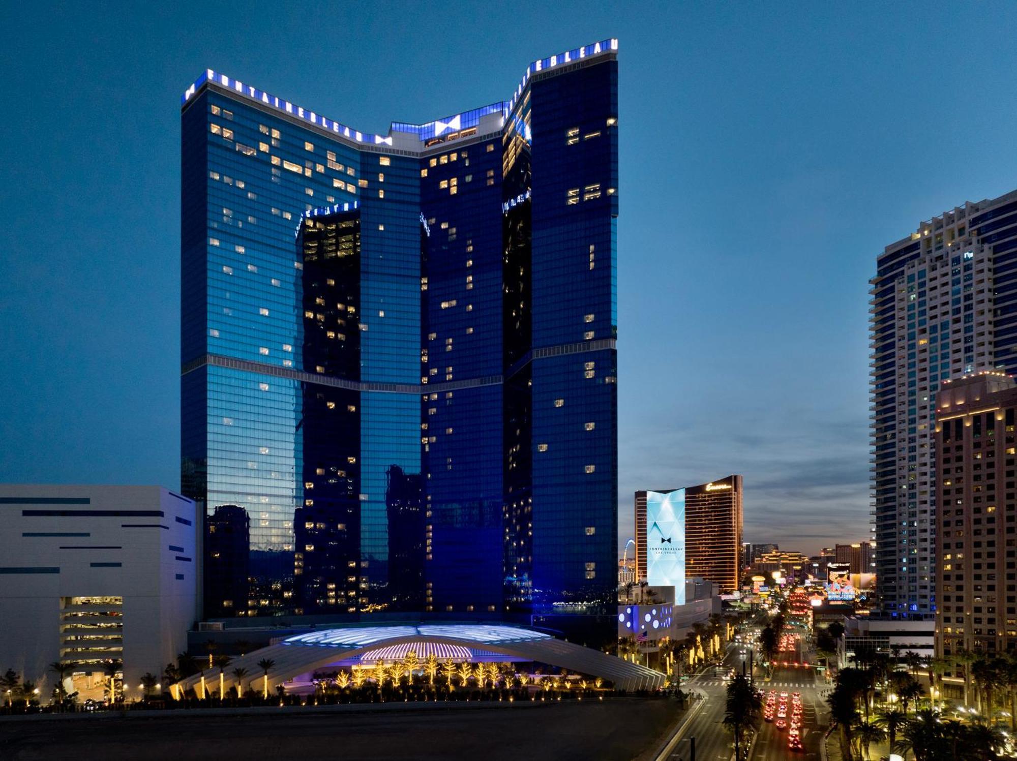 Fontainebleau Las Vegas Exterior photo The Aria